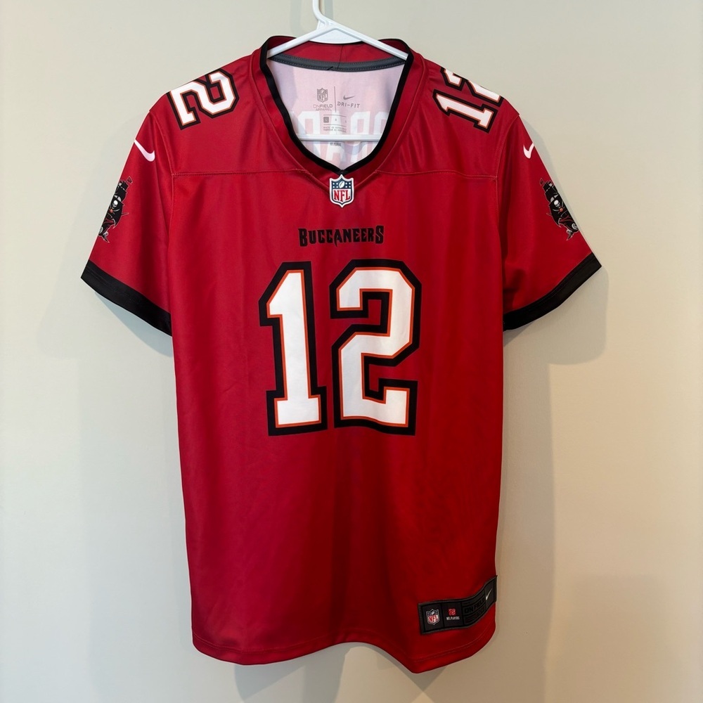 Nike Red NFL On Field Jersey Tom Brady 12 Size Large New